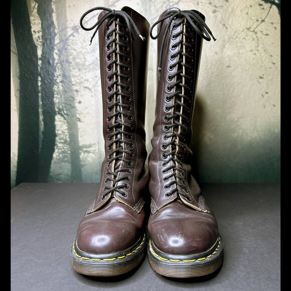 Dr. Martens 20 Eye Boots MADE IN ENGLAND Plum Tall Docs US 8 UK 6 RARE Vintage - Picture 2 of 12